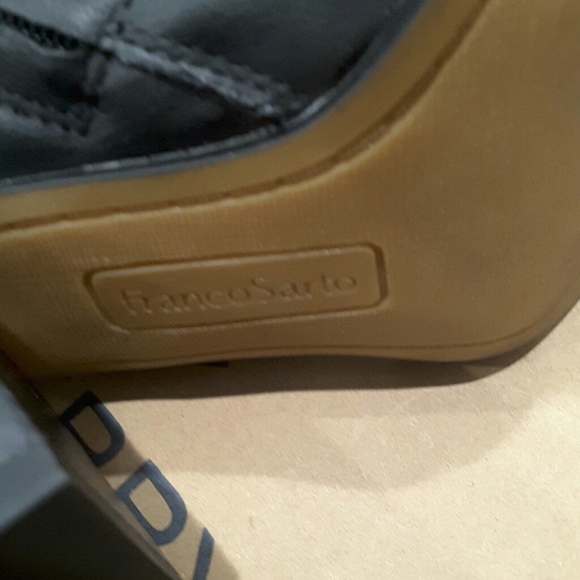 FRANKO SARTO ANKLE BOOTS WITH ZIPPER CLOSURE - Picture 7 of 9